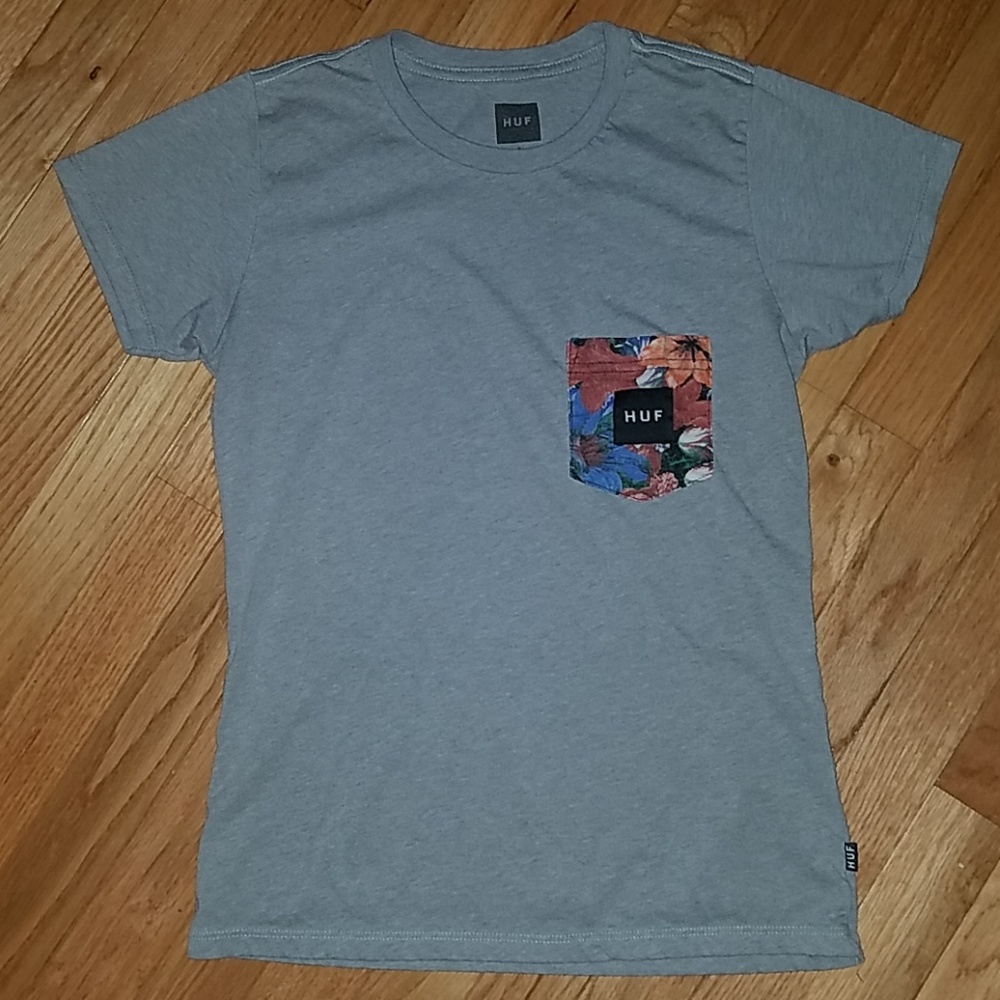 HUF t-shirt
